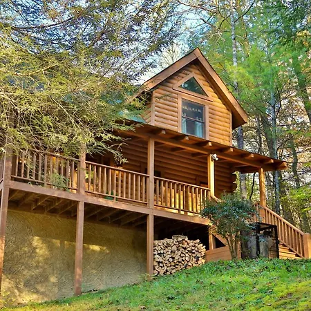 Villa On Golden Pond